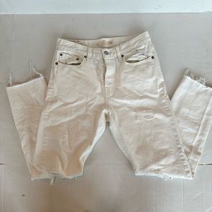 White women’s Levi’s size 28